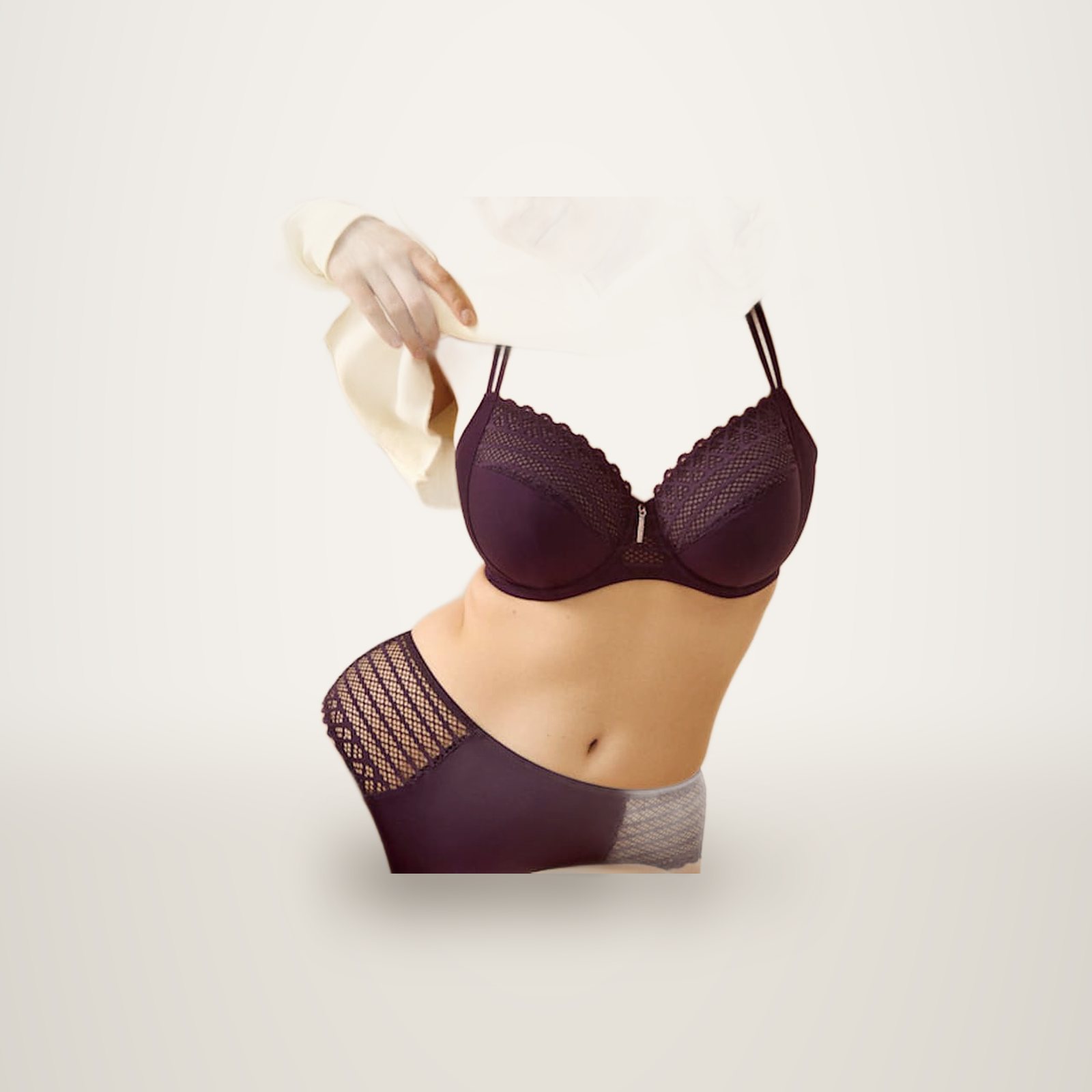 Ensemble de lingerie prune en dentelle